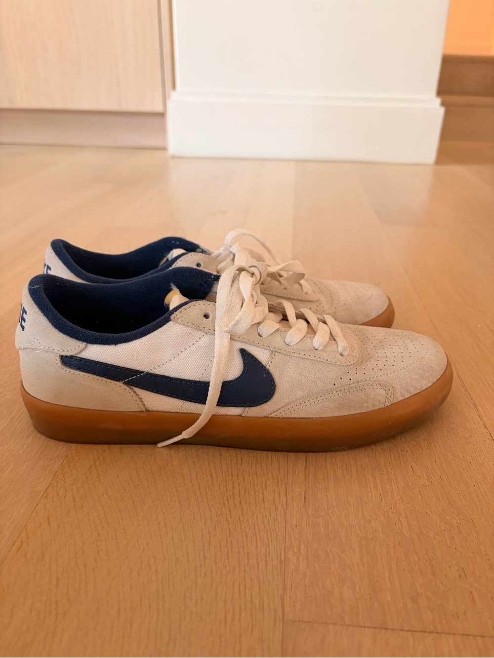 Nike SB Heritage Sneakers with Navy Swoosh and Gum Sole
